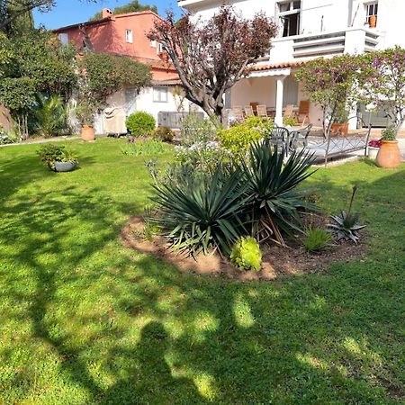 Appartement Rez De Villa Proche Port Et Plages De Sanary Экстерьер фото